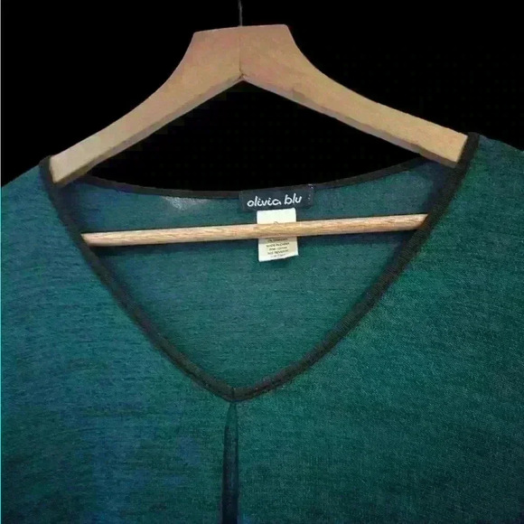 Olivia Blu Y2K Lace-up Bell sleeves Evergreen/Black Heather V-Neck - Picture 5 of 6